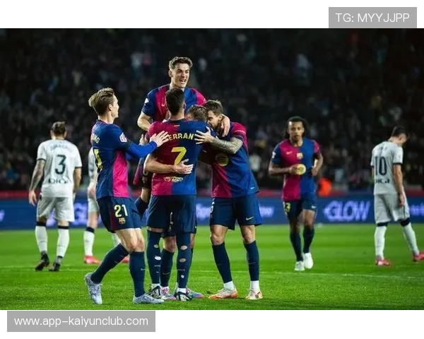 西甲巴萨前场替补立功，主场气氛沸腾